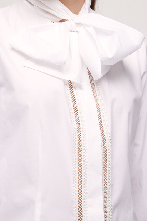 Ludmilla, white, large image number 2