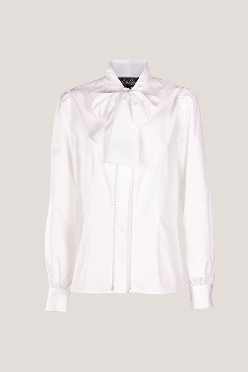 Ludmilla, white, large image number 4