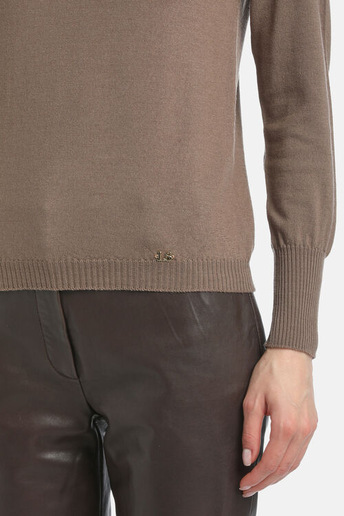 Mossa, hazelnut, large image number 3
