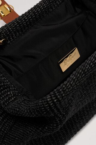 Iadi, black, large image number 5