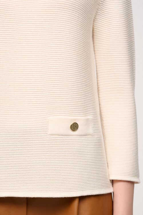 Miliaria, cream, large image number 2
