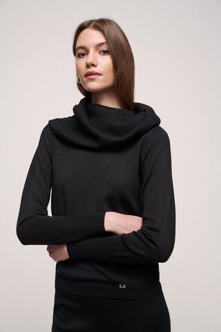 Miri, black, large image number 0