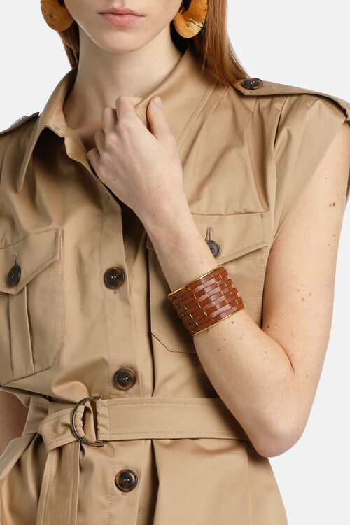 Nevaio, brown, large image number 1