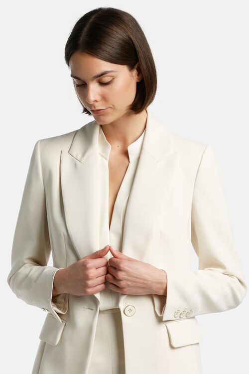 Verissimo, ivory, large image number 2