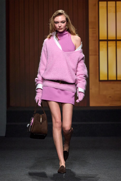 FASHION SHOW